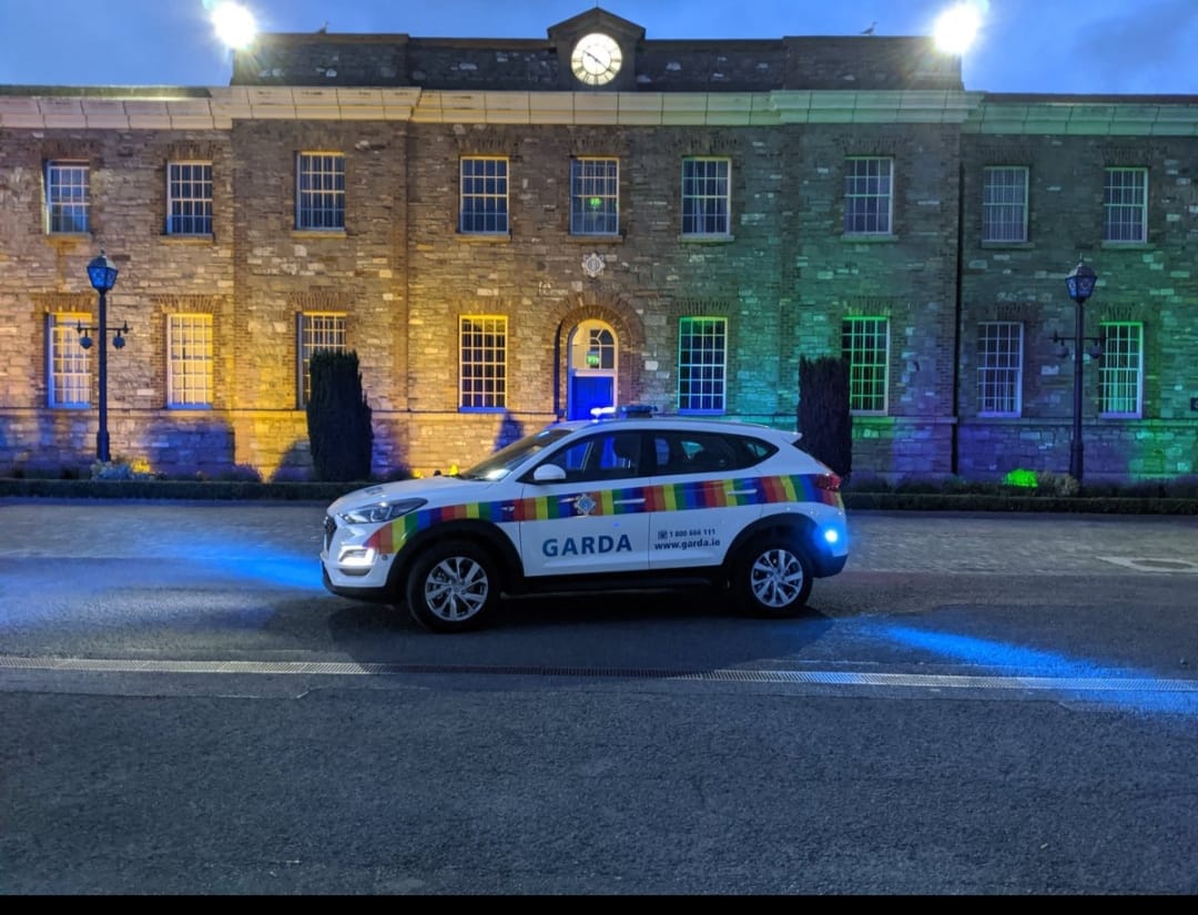 Pride garda car